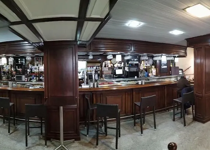 El Arco Konukevi Almazán